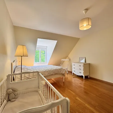 بيت للعطل La Belle Escale - Piscine - Jardin - Parking - 8p Mulsanne